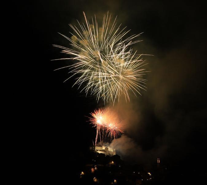 Des milliers de spectateurs pour le feu d’artifice du 14-Juillet à Corte