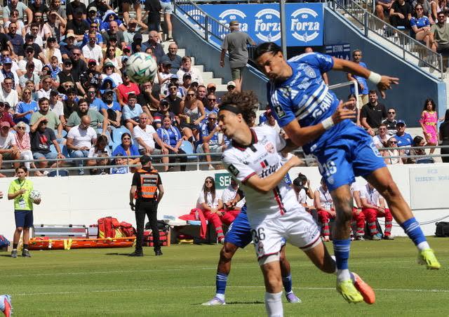 Douche froide à Furiani pour le Sporting Club de Bastia battu par Guingamp (1-3) Douche froide à Furiani pour le Sporting Club de Bastia battu par Guingamp (1-3)
