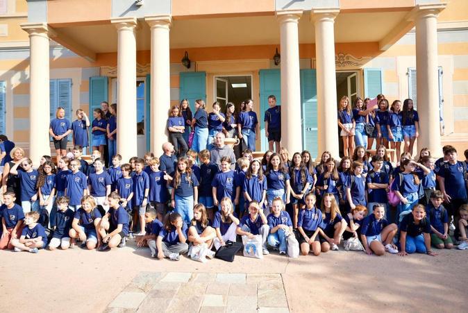 À Ajaccio, le collège Saint-Paul fait sa rentrée avec l'uniforme À Ajaccio, le collège Saint-Paul fait sa rentrée avec l'uniforme