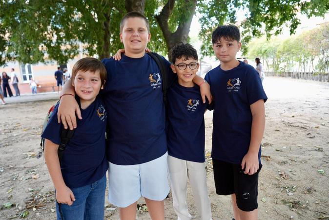 À Ajaccio, le collège Saint-Paul fait sa rentrée avec l'uniforme À Ajaccio, le collège Saint-Paul fait sa rentrée avec l'uniforme