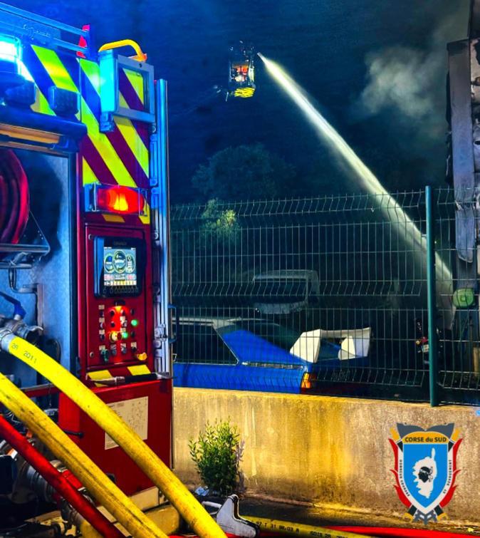 Sarrola-Carcopino : incendie dans un local de 500 m² Sarrola-Carcopino : incendie dans un local de 500 m²