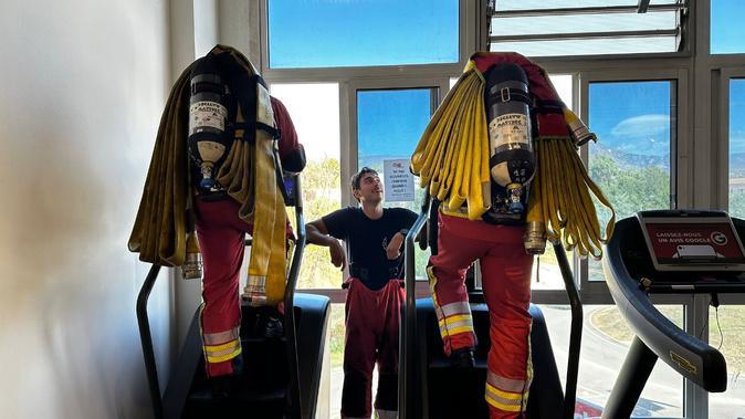 La caserne d'Ajaccio relève un défi sportif en mémoire des 343 pompiers morts dans les attentats du 11 septembre 2001 La caserne d'Ajaccio relève un défi sportif en mémoire des 343 pompiers morts dans les attentats du 11 septembre 2001