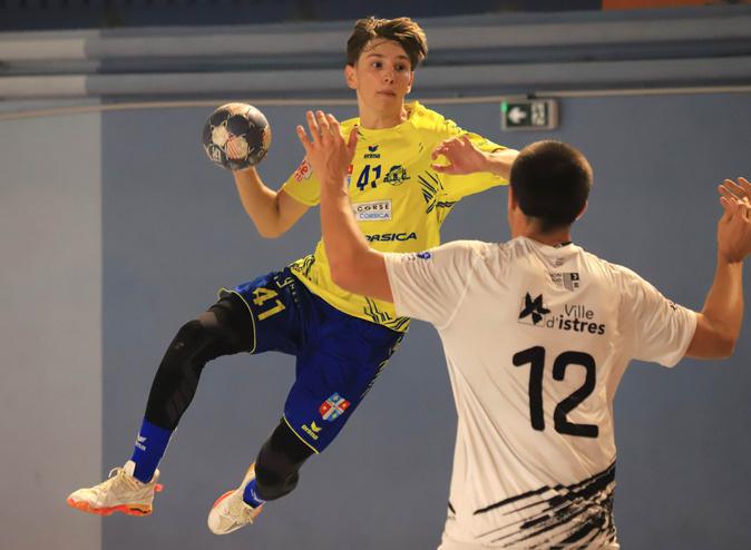 Handball N2 - Trop brouillon, Corte tombe face à Istres (29-32)