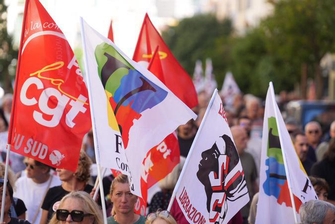 Grève du 18 septembre : À Ajaccio, plusieurs centaines de personnes dans la rue