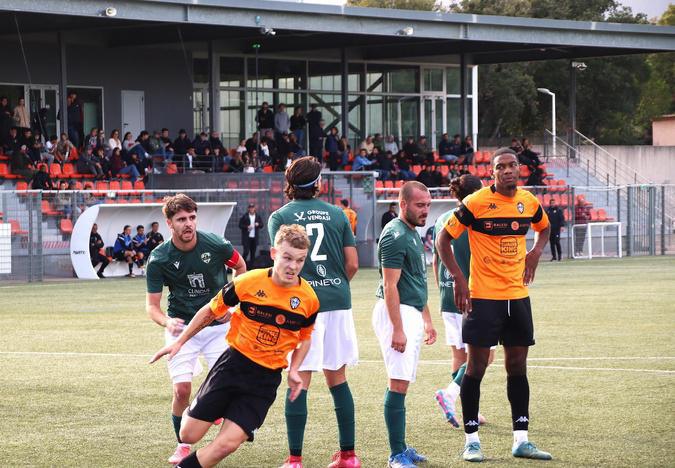 Football Grand Sud - La SVARR plus que jamais leader Football Grand Sud - La SVARR plus que jamais leader