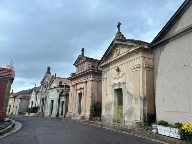 Ajaccio : Dans l'histoire di " u campu santu di u Canicciu" Ajaccio : Dans l'histoire di " u campu santu di u Canicciu"