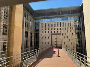 Huis clos pour la poursuite du procès de l'assassinat d'Antoine Sollacaro Huis clos pour la poursuite du procès de l'assassinat d'Antoine Sollacaro