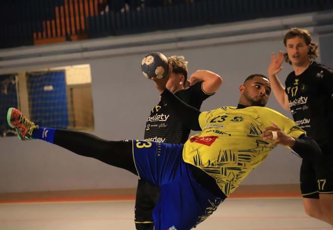 Handball N2 - La Crau surclasse Corte – Ile-Rousse (28-43)