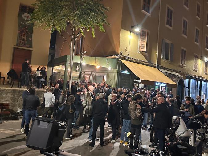 Praticalingua ghjunghje in Aiacciu... in furia !