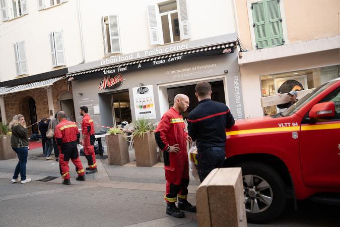 Ajaccio : Un immeuble évacué dans la rue Fesch suite à un risque d'effondrement Ajaccio : Un immeuble évacué dans la rue Fesch suite à un risque d'effondrement