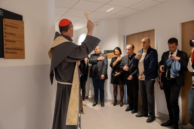 Ajaccio - Le Cardinal Bustillo a béni l'Hôpital Privé Sud Corse