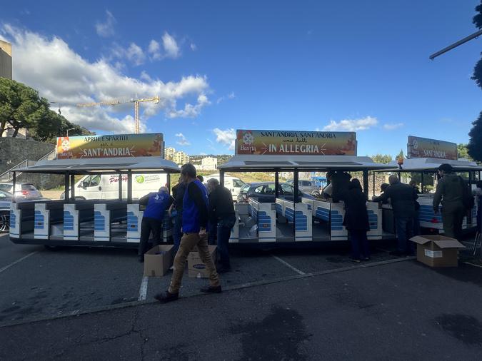 Le petit train de la Sant’Andria, une tradition solidaire qui mobilise les écoles bastiaises Le petit train de la Sant’Andria, une tradition solidaire qui mobilise les écoles bastiaises