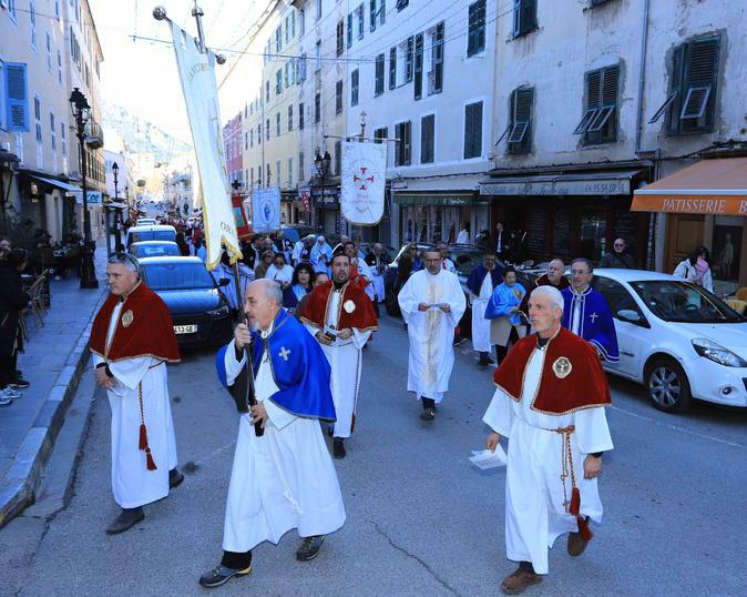 Corte - La statue de San Teofalu inaugurée par le Cardinal Bustillo