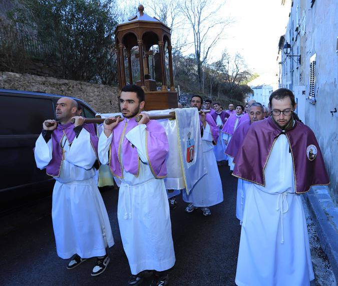 Corte - La statue de San Teofalu inaugurée par le Cardinal Bustillo