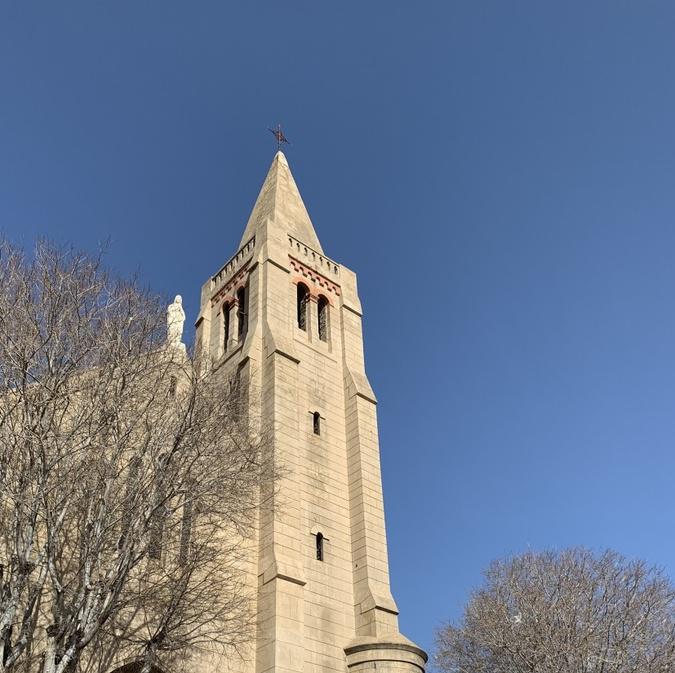 Bastia : Une nouvelle croix au clocher de Notre Dame de Lourdes