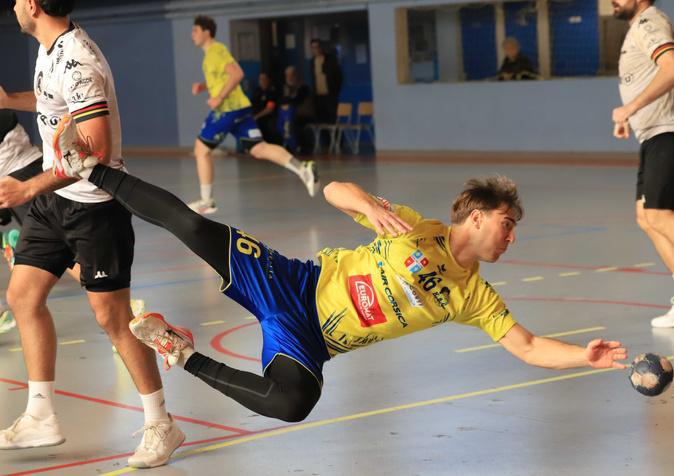 Handball N2 - La victoire du courage de Corte - Ile-Rousse face à Agde (33-31) Handball N2 - La victoire du courage de Corte - Ile-Rousse face à Agde (33-31)