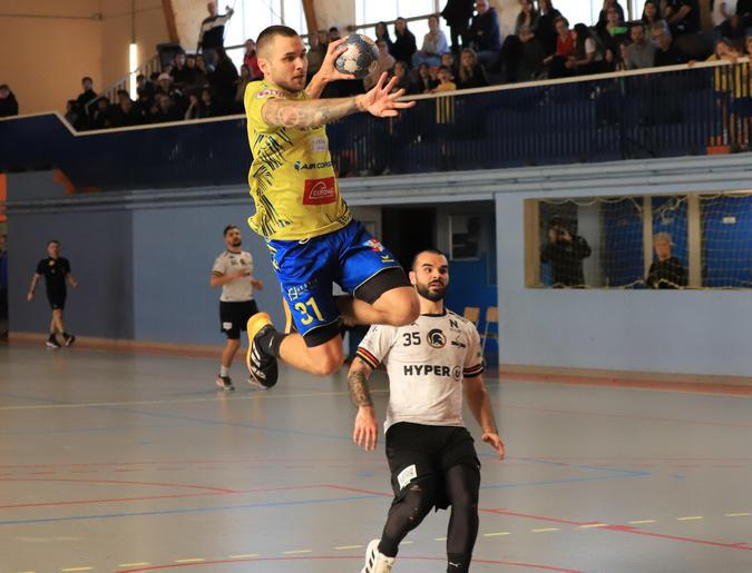 Handball N2 - La victoire du courage de Corte - Ile-Rousse face à Agde (33-31) Handball N2 - La victoire du courage de Corte - Ile-Rousse face à Agde (33-31)