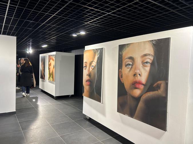 Ajaccio : L'artiste Mako Deuza présente des toiles inédites à l'espace Diamant jusqu'au 23 décembre