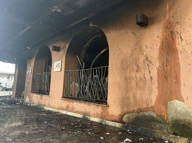 Bastia, un établissement du quai des Martyrs ravagé par les flammes