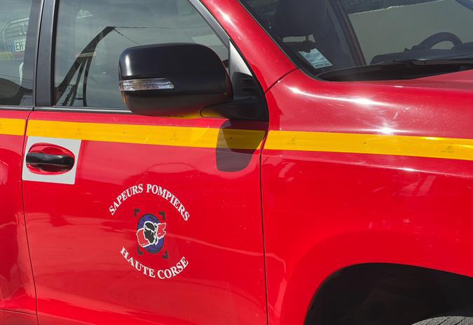 Montegrosso : une voiture percute un rocher, un blessé