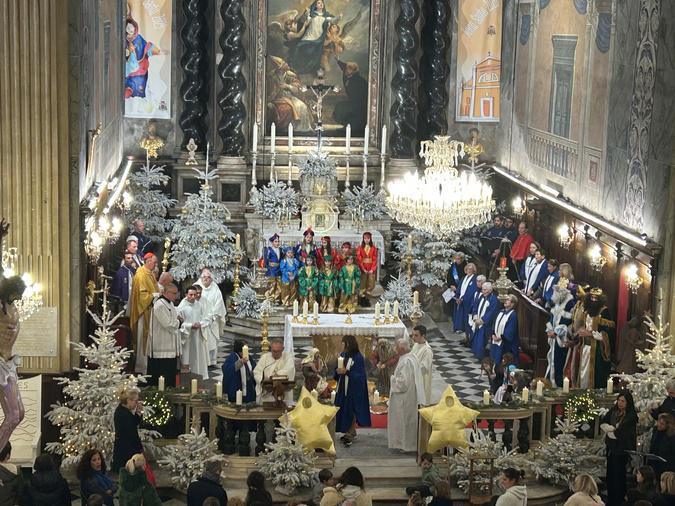EN IMAGES - Les Rois Mages sont arrivés à Ajaccio EN IMAGES - Les Rois Mages sont arrivés à Ajaccio