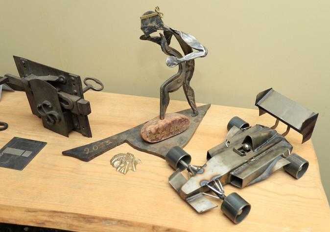 Corte - Le ferronnier d’art Etienne Albertini, digne héritier des « Fiamone » Corte - Le ferronnier d’art Etienne Albertini, digne héritier des « Fiamone »