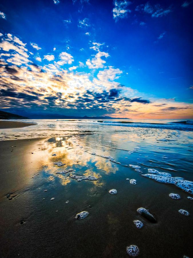 A màghjina - U celu nantu à u mare di Ferringule