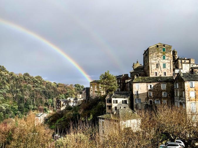 A màghjina -Arcubalenu nant’à U Viscuvatu