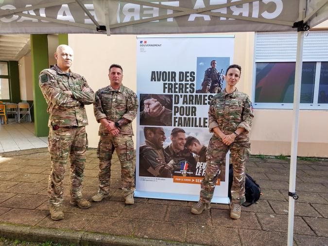 L'Armée de terre est à Porto-Vecchio pour recruter : "Sans diplôme, on peut finir général"