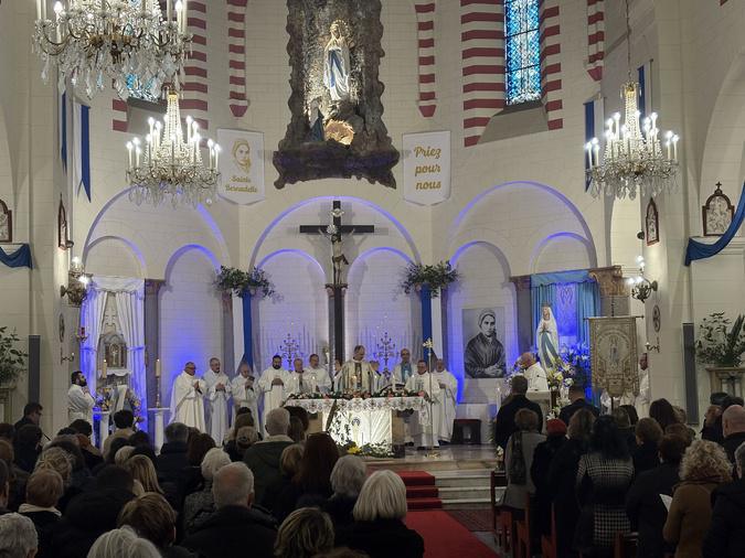 Bastia : Vent de piété pour ND de Lourdes Bastia : Vent de piété pour ND de Lourdes