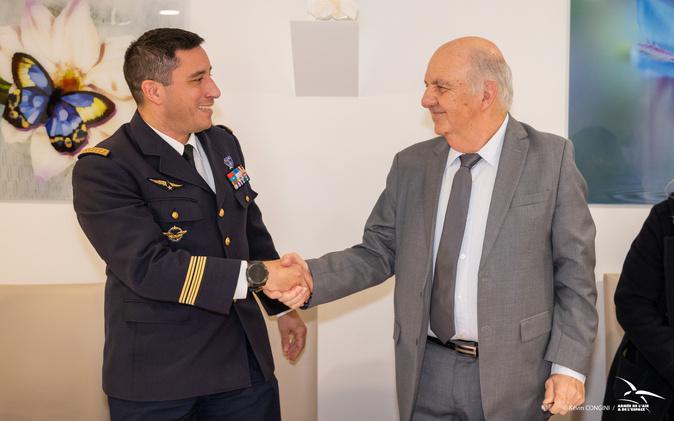 Ventiseri et la base aérienne Capitaine Preziosi formalisent leur coopération Ventiseri et la base aérienne Capitaine Preziosi formalisent leur coopération