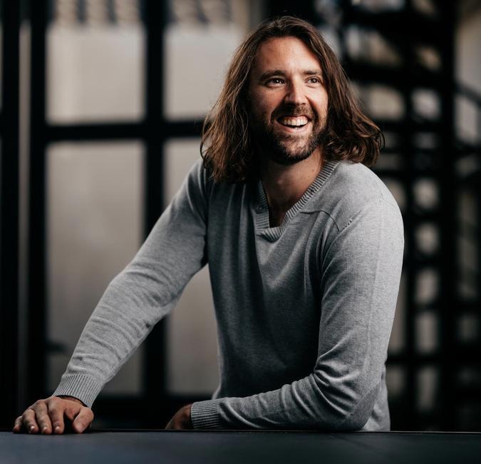 Kevin Poli, un Ajaccien dans la dernière saison de "Léo Mattei, Brigade des mineurs" sur TF1 Kevin Poli, un Ajaccien dans la dernière saison de "Léo Mattei, Brigade des mineurs" sur TF1