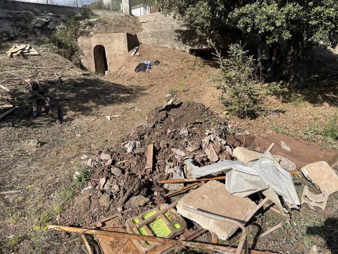 Corsica 1943, une association qui préserve la mémoire de la guerre en nettoyant des bunkers Corsica 1943, une association qui préserve la mémoire de la guerre en nettoyant des bunkers