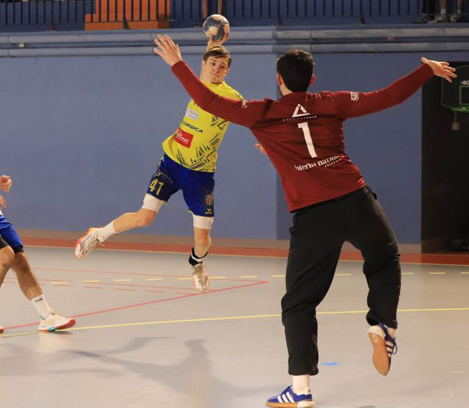 Handball N2 : Corte – Ile-Rousse gâche et s’incline face à Antibes (30-34)
