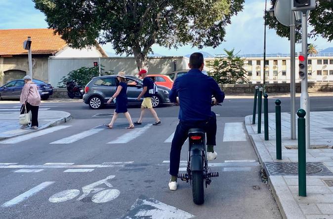 Sur la route, Ajaccio cherche toujours l’équilibre entre automobilistes et mobilités douces