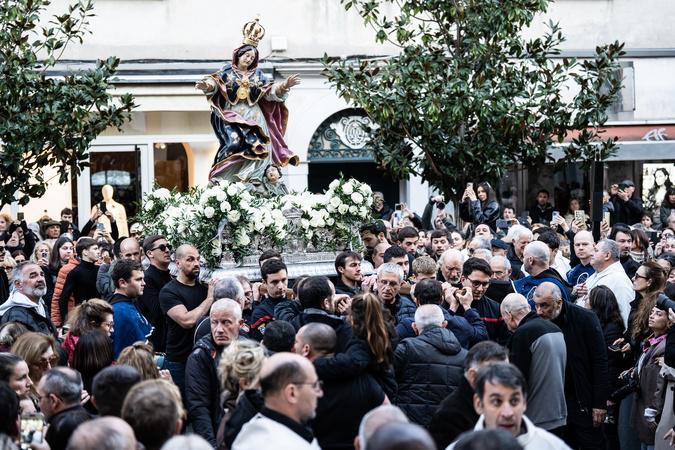 À Ajaccio, une ferveur toujours aussi forte pour la Madunnuccia