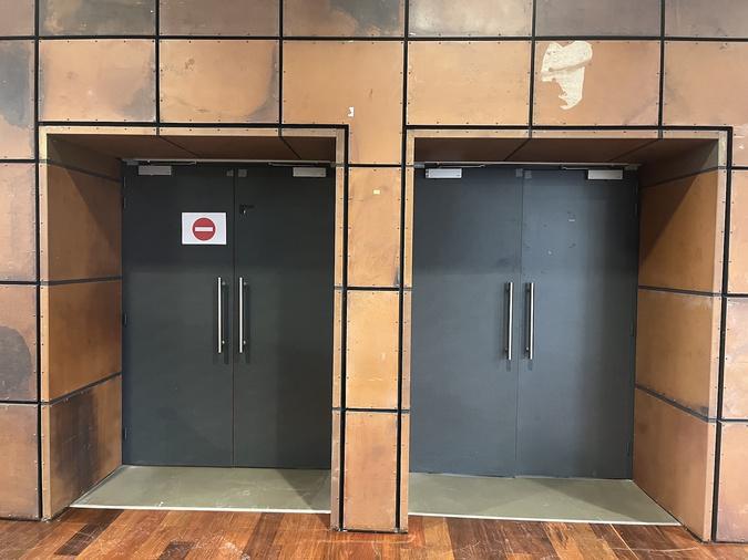 Municipales. Face-à-face inédit au Palais des Congrès d'Ajaccio : les meetings simultanés de Stéphane Sbraggia et Jean-Paul Carrolaggi