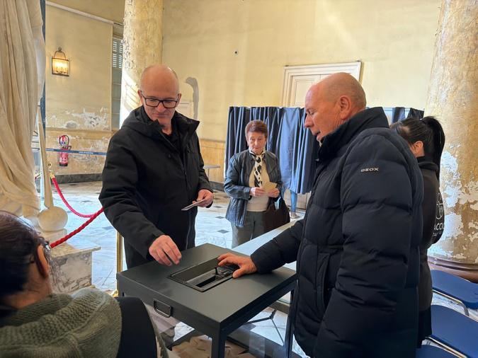 Suivez en direct le second tour des Municipales en Corse Suivez en direct le second tour des Municipales en Corse