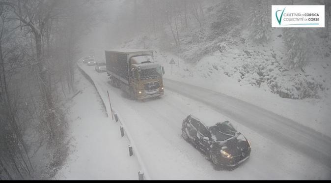 Mauvais temps : Circulation difficile à Vizzavona Mauvais temps : Circulation difficile à Vizzavona