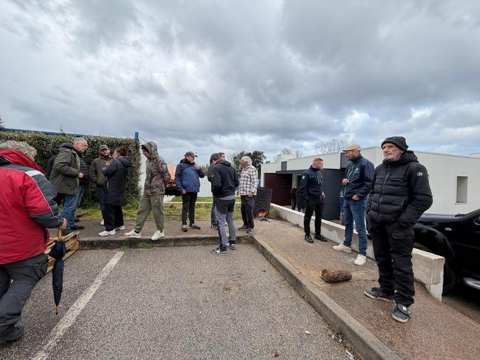Les deux dépôts pétroliers de Corse bloqués par les distributeurs insulaires