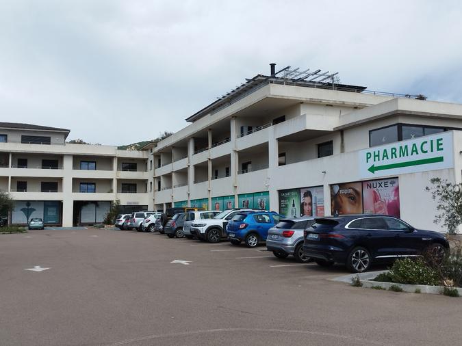 Deux médecins s’éloignent de Sainte-Lucie de Porto-Vecchio : autopsie d’un fiasco politique et médical Deux médecins s’éloignent de Sainte-Lucie de Porto-Vecchio : autopsie d’un fiasco politique et médical