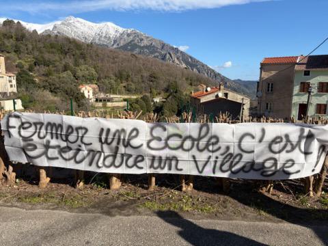 Vivario - Mobilisation pour sauver l'école du village Vivario - Mobilisation pour sauver l'école du village