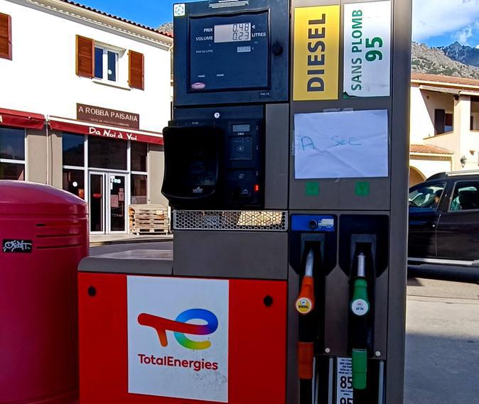 Carburant : tensions persistantes en Corse, l’État annonce des aides et appelle à la responsabilité Carburant : tensions persistantes en Corse, l’État annonce des aides et appelle à la responsabilité