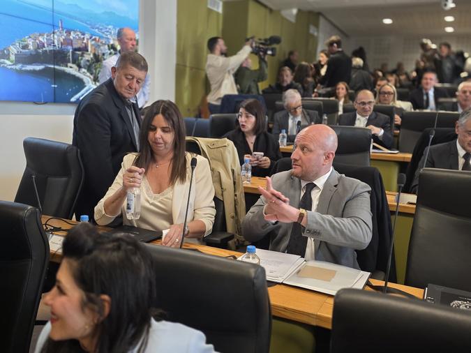 Bastia - Suivez en direct l'installation du nouveau conseil municipal Bastia - Suivez en direct l'installation du nouveau conseil municipal