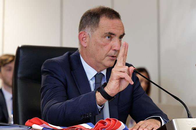 Bastia : le nouveau conseil municipal installé autour de Gilles Simeoni, nouveau maire Bastia : le nouveau conseil municipal installé autour de Gilles Simeoni, nouveau maire