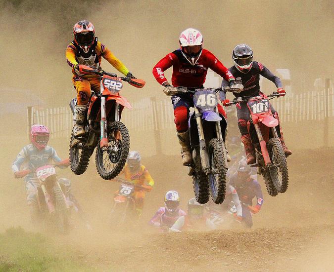 Motocross à Ghjuncaghju : Un spectacle très… aérien ! Motocross à Ghjuncaghju : Un spectacle très… aérien !