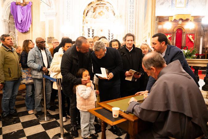 Avec ses "Carnets Corses", le cardinal Bustillo propose une traversée de la Corse et de la foi au fil des saisons Avec ses "Carnets Corses", le cardinal Bustillo propose une traversée de la Corse et de la foi au fil des saisons