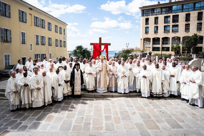 EN IMAGES - À Ajaccio, la messe chrismale a célébré l’unité du diocèse à l’approche de Pâques