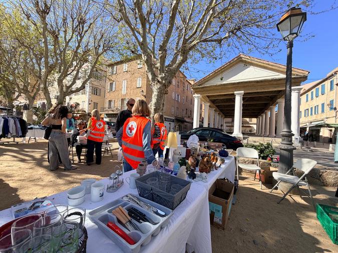 La Croix-Rouge mobilisée sur la Place Paoli de Lisula