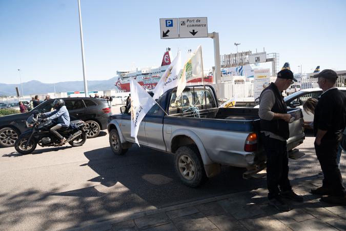 Corse : le blocage des ports se poursuit. Une table ronde prévue ce jeudi Corse : le blocage des ports se poursuit. Une table ronde prévue ce jeudi